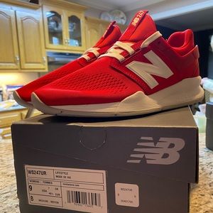 Womens brand new new balance tennis shoes